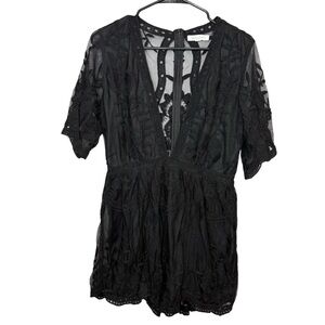 Honey Punch Black Lace Short Sleeve Romper Size L